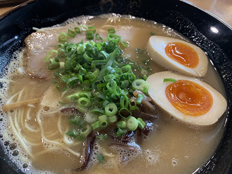 【わ蔵】中目黒で博多とんこつラーメンが食べれるのはここだけ！ひとくち餃子も！【中目黒 らーめん】中目黒情報サイト