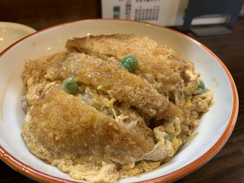 【朝松庵】カレー南蛮・カレー丼が発祥のお店！そば屋のカツ丼って何で美味いのっ！【中目黒 そば】