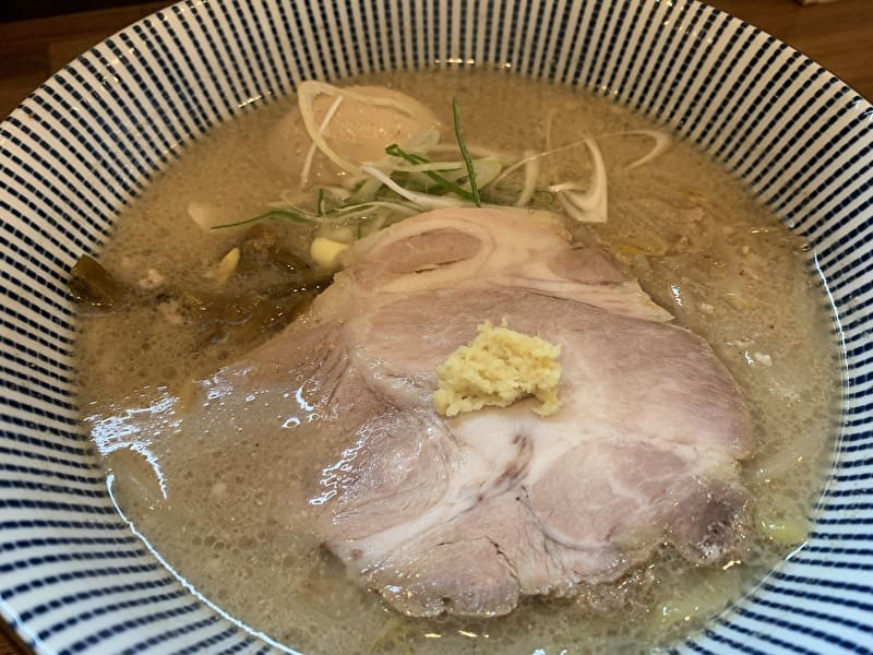 中目黒の「灼味噌らーめん 八堂八(やどや)」味玉らーめん