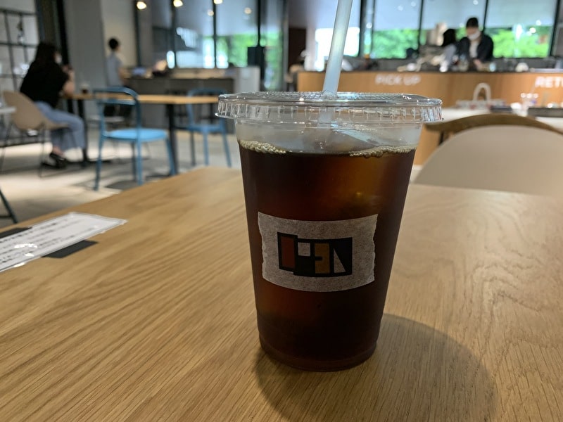 OPEN　NAKAMEGURO　カフェ　中目黒　アイスコーヒー