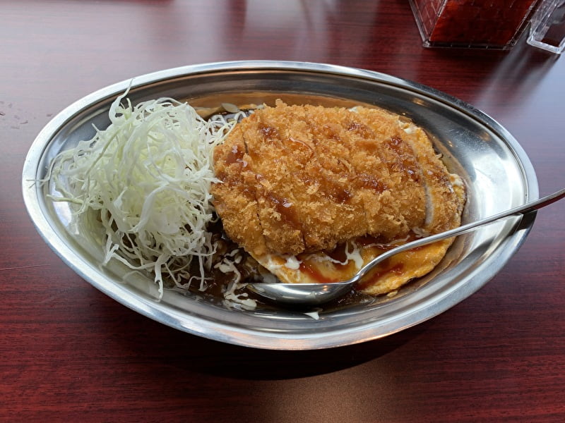 インデアンカレー　中目黒　野菜玉子カツカレー