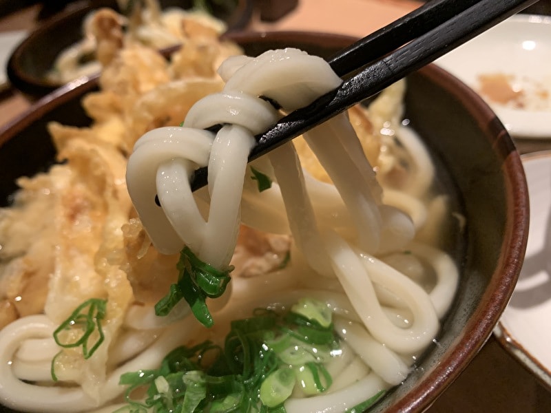 二○加屋長介 中目黒 ごぼ天うどん