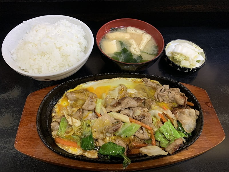 きこり食堂 祐天寺 豚肉じゅうじゅう焼き定食