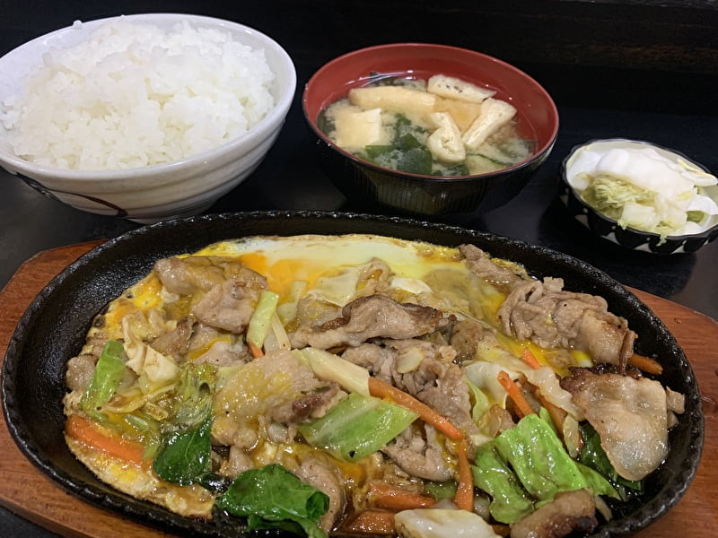 きこり食堂 祐天寺 豚肉じゅうじゅう焼き定食