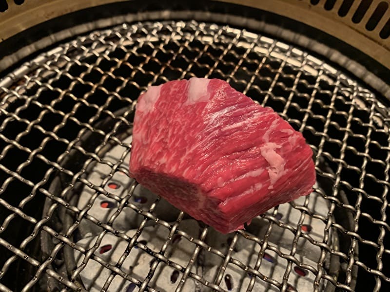 びーふてい 中目黒 焼肉 牛タタキ