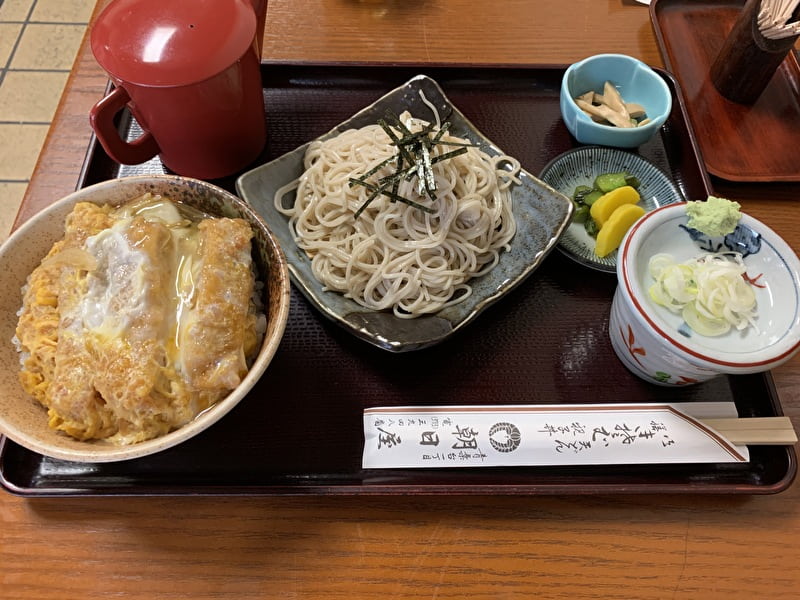 朝日屋 中目黒(青葉台) かつ丼セット